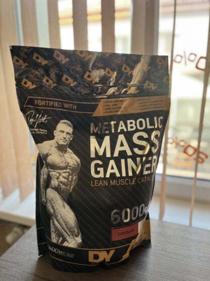 Dorian Yates Metabolic Mass Gainer sudėtyje yra galingas aukščiausios kokybės išrūgų baltymų, kreatino, vitaminų ir pagrindinių maistinių medžiagų derinys