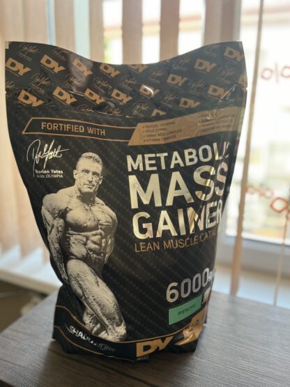 Dorian Yates Metabolic Mass Gainer sudėtyje yra galingas aukščiausios kokybės išrūgų baltymų, kreatino, vitaminų ir pagrindinių maistinių medžiagų derinys.